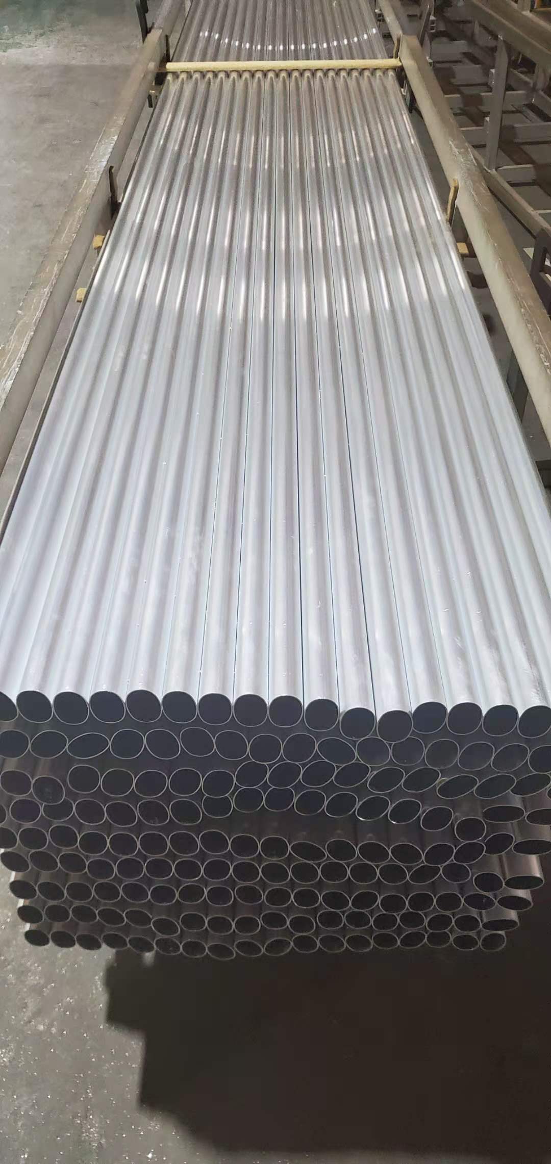 7075铝棒在机器人关节臂结构中的疲劳寿命预测-1