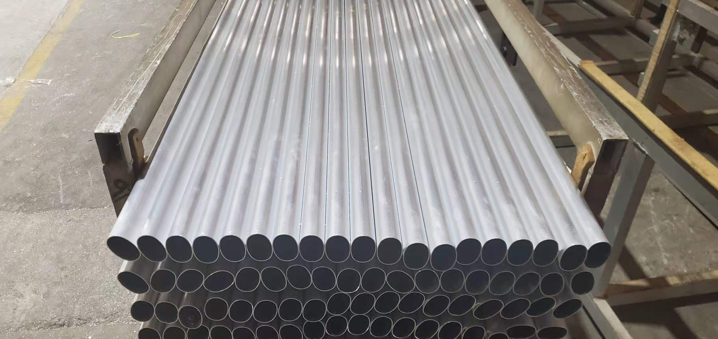 7075铝管在精密模具制造中的热处理工艺优化方案-1